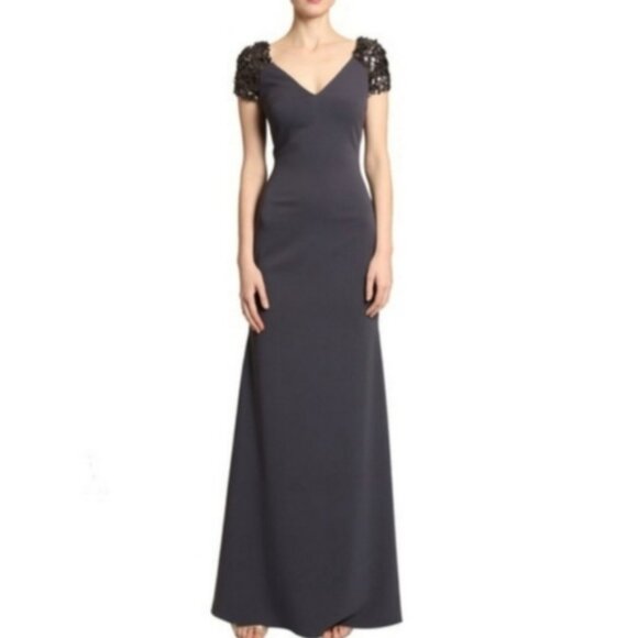 Bagley Mishka Embellished Sequin Beaded Cap Sleeve Gown V Neck V Back Size 8 - Picture 12 of 13